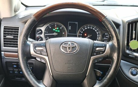 Toyota Land Cruiser 200, 2016 год, 4 950 000 рублей, 11 фотография