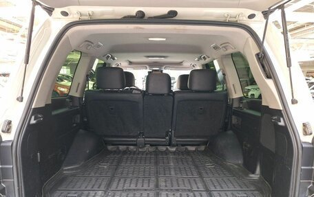 Toyota Land Cruiser 200, 2016 год, 4 950 000 рублей, 24 фотография