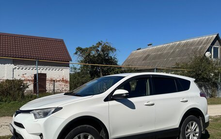Toyota RAV4, 2016 год, 1 950 000 рублей, 2 фотография