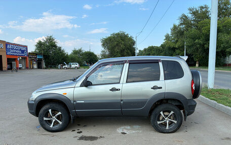 Chevrolet Niva I рестайлинг, 2010 год, 470 000 рублей, 7 фотография