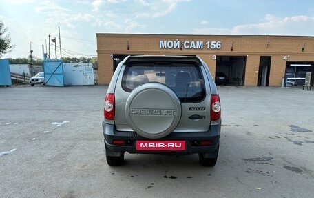 Chevrolet Niva I рестайлинг, 2010 год, 470 000 рублей, 5 фотография