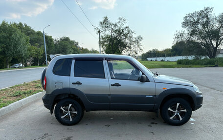 Chevrolet Niva I рестайлинг, 2010 год, 470 000 рублей, 3 фотография