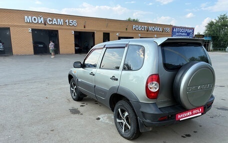 Chevrolet Niva I рестайлинг, 2010 год, 470 000 рублей, 6 фотография