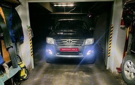 Toyota Hilux VII, 2011 год, 1 950 000 рублей, 1 фотография