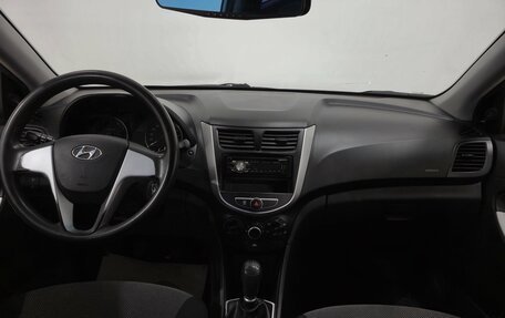 Hyundai Solaris II рестайлинг, 2011 год, 670 000 рублей, 13 фотография