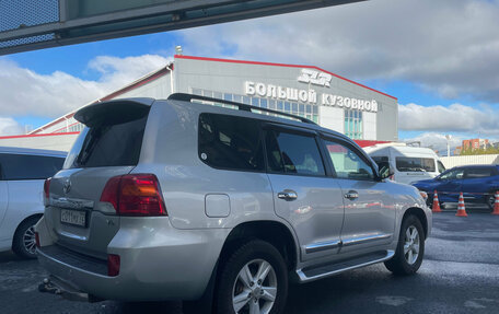 Toyota Land Cruiser 200, 2014 год, 3 300 000 рублей, 4 фотография