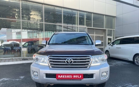 Toyota Land Cruiser 200, 2014 год, 3 300 000 рублей, 2 фотография