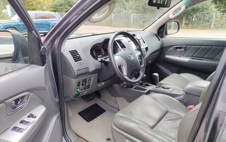 Toyota Hilux VII, 2011 год, 1 950 000 рублей, 13 фотография
