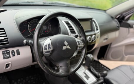 Mitsubishi Pajero Sport II рестайлинг, 2012 год, 1 825 000 рублей, 19 фотография