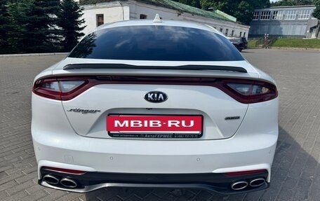 KIA Stinger I, 2018 год, 2 200 000 рублей, 4 фотография