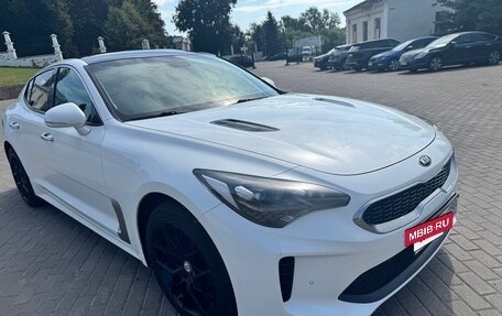 KIA Stinger I, 2018 год, 2 200 000 рублей, 7 фотография