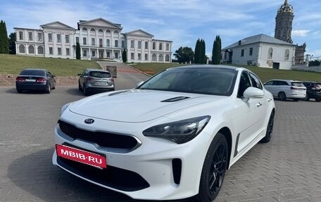 KIA Stinger I, 2018 год, 2 200 000 рублей, 8 фотография