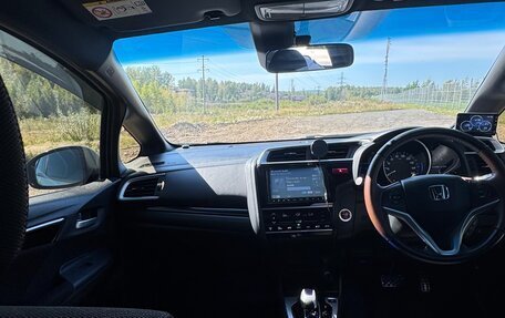 Honda Fit III, 2014 год, 1 190 000 рублей, 22 фотография