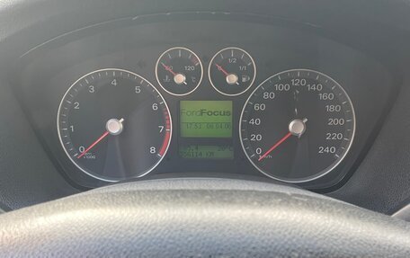 Ford Focus II рестайлинг, 2005 год, 250 000 рублей, 23 фотография