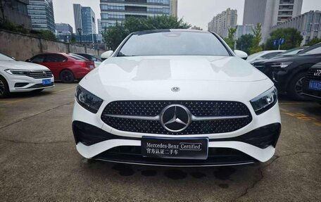 Mercedes-Benz A-Класс, 2022 год, 1 950 000 рублей, 2 фотография