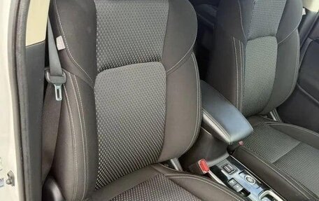 Mitsubishi Outlander III рестайлинг 3, 2022 год, 1 980 000 рублей, 31 фотография