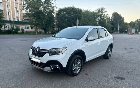 Renault Logan II, 2019 год, 850 000 рублей, 2 фотография