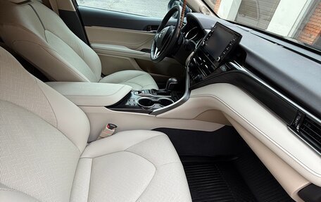 Toyota Camry, 2021 год, 4 950 000 рублей, 13 фотография