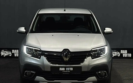 Renault Logan II, 2021 год, 1 370 000 рублей, 2 фотография