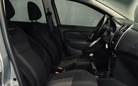 Renault Logan II, 2021 год, 1 370 000 рублей, 12 фотография