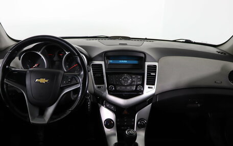 Chevrolet Cruze II, 2012 год, 749 990 рублей, 13 фотография