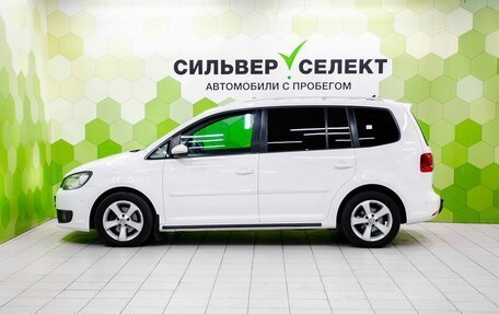 Volkswagen Touran III, 2011 год, 800 000 рублей, 7 фотография