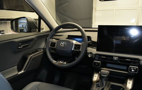 Toyota RAV4, 2026 год, 4 395 000 рублей, 16 фотография