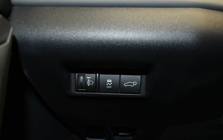 Toyota RAV4, 2026 год, 4 395 000 рублей, 24 фотография
