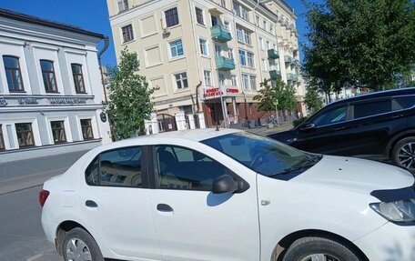 Renault Logan II, 2017 год, 370 000 рублей, 4 фотография