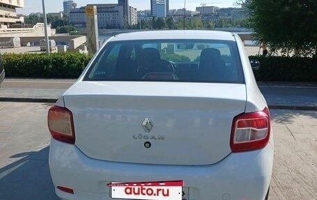 Renault Logan II, 2017 год, 370 000 рублей, 2 фотография