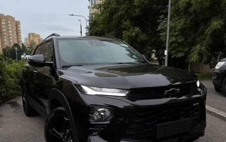 Chevrolet TrailBlazer, 2022 год, 1 980 000 рублей, 2 фотография
