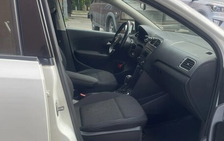 Volkswagen Polo VI (EU Market), 2013 год, 890 000 рублей, 8 фотография