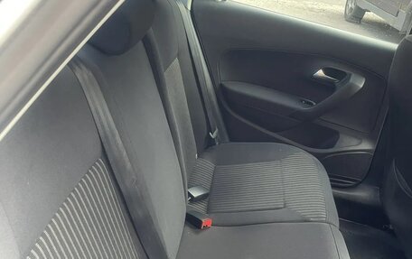 Volkswagen Polo VI (EU Market), 2013 год, 890 000 рублей, 10 фотография