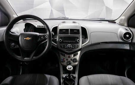 Chevrolet Aveo III, 2012 год, 589 000 рублей, 10 фотография
