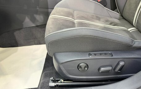 Volkswagen Golf VIII, 2023 год, 1 560 000 рублей, 7 фотография