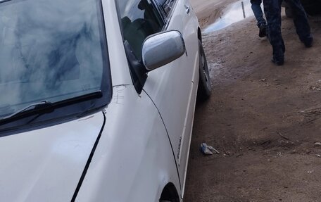 Toyota Corolla, 2001 год, 3 фотография