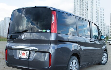 Honda Stepwgn IV, 2020 год, 2 300 000 рублей, 6 фотография
