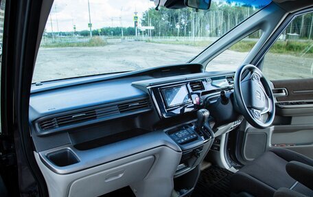 Honda Stepwgn IV, 2020 год, 2 300 000 рублей, 17 фотография