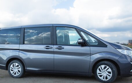 Honda Stepwgn IV, 2020 год, 2 300 000 рублей, 8 фотография