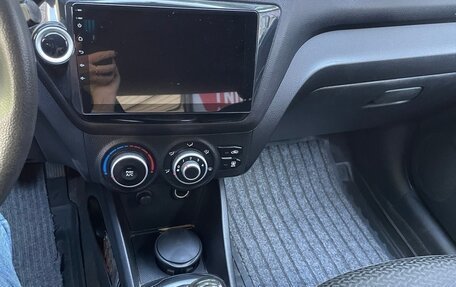 KIA Rio III рестайлинг, 2011 год, 700 000 рублей, 12 фотография