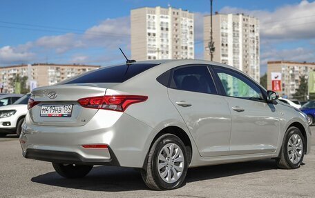 Hyundai Solaris II рестайлинг, 2019 год, 1 399 000 рублей, 5 фотография