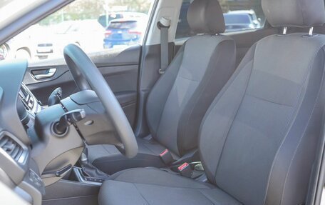 Hyundai Solaris II рестайлинг, 2019 год, 1 399 000 рублей, 11 фотография