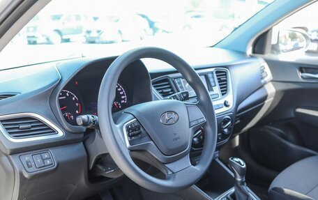 Hyundai Solaris II рестайлинг, 2019 год, 1 399 000 рублей, 9 фотография