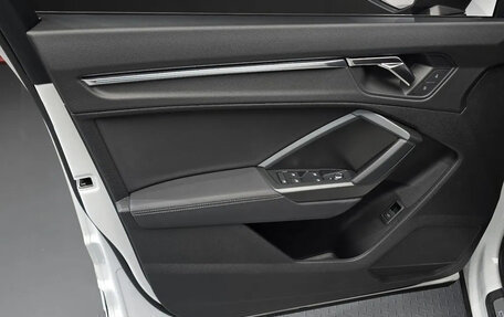 Audi Q3, 2023 год, 2 900 000 рублей, 21 фотография