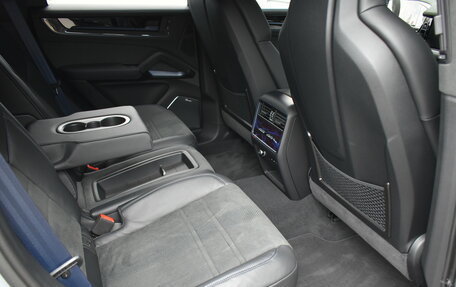 Porsche Cayenne III, 2025 год, 32 500 000 рублей, 20 фотография