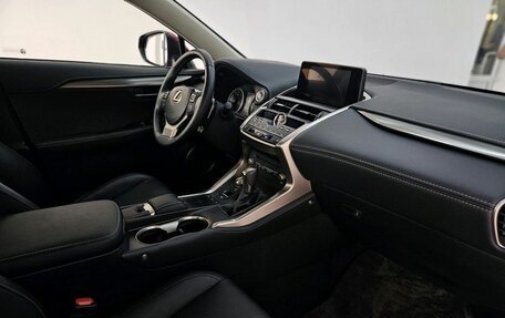 Lexus NX I, 2018 год, 3 790 000 рублей, 3 фотография