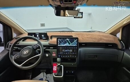 Hyundai Staria, 2024 год, 6 330 000 рублей, 6 фотография