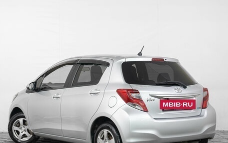 Toyota Vitz, 2015 год, 749 000 рублей, 5 фотография