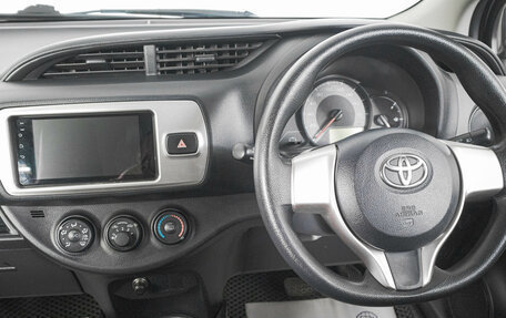 Toyota Vitz, 2015 год, 749 000 рублей, 15 фотография