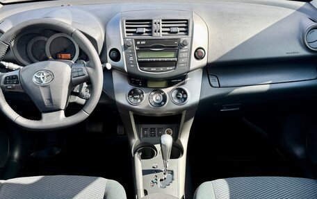 Toyota RAV4, 2011 год, 1 400 000 рублей, 11 фотография